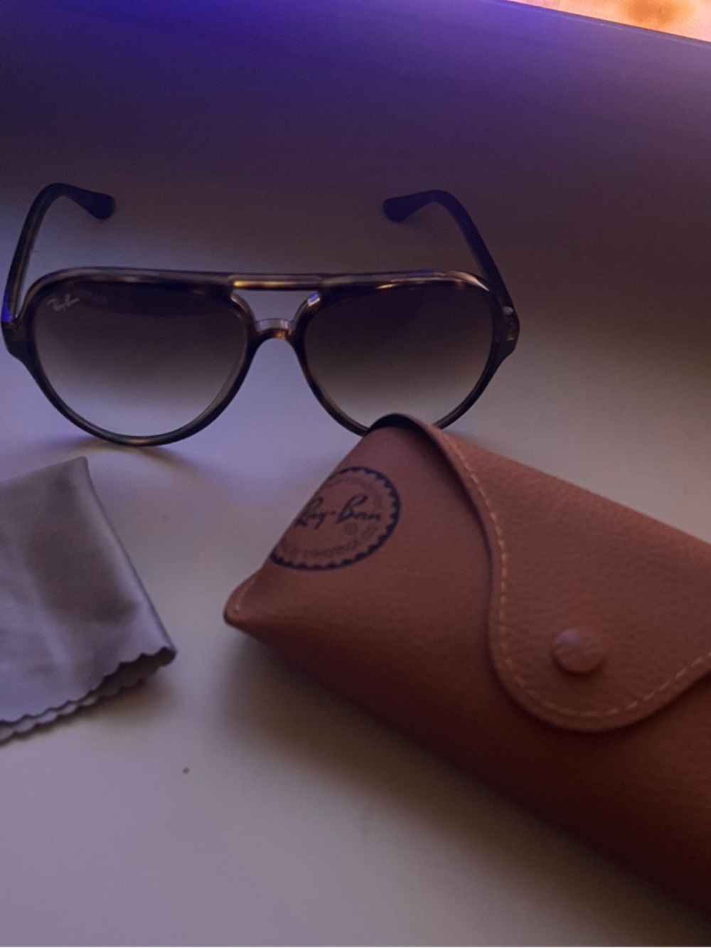 Ray-Ban Men's Brown Gradient Pilot Sunglasses